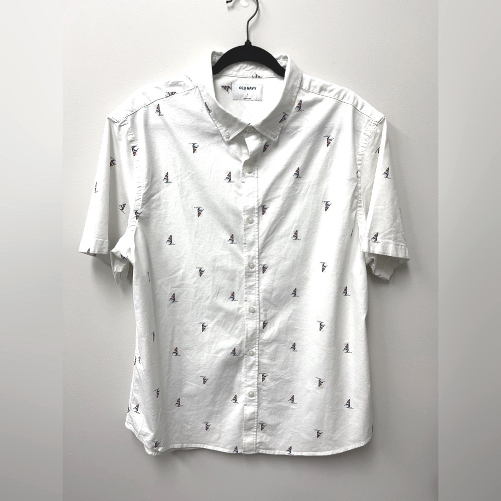 Old Navy Men's Cream Short Sleeve Sailboat Shirt